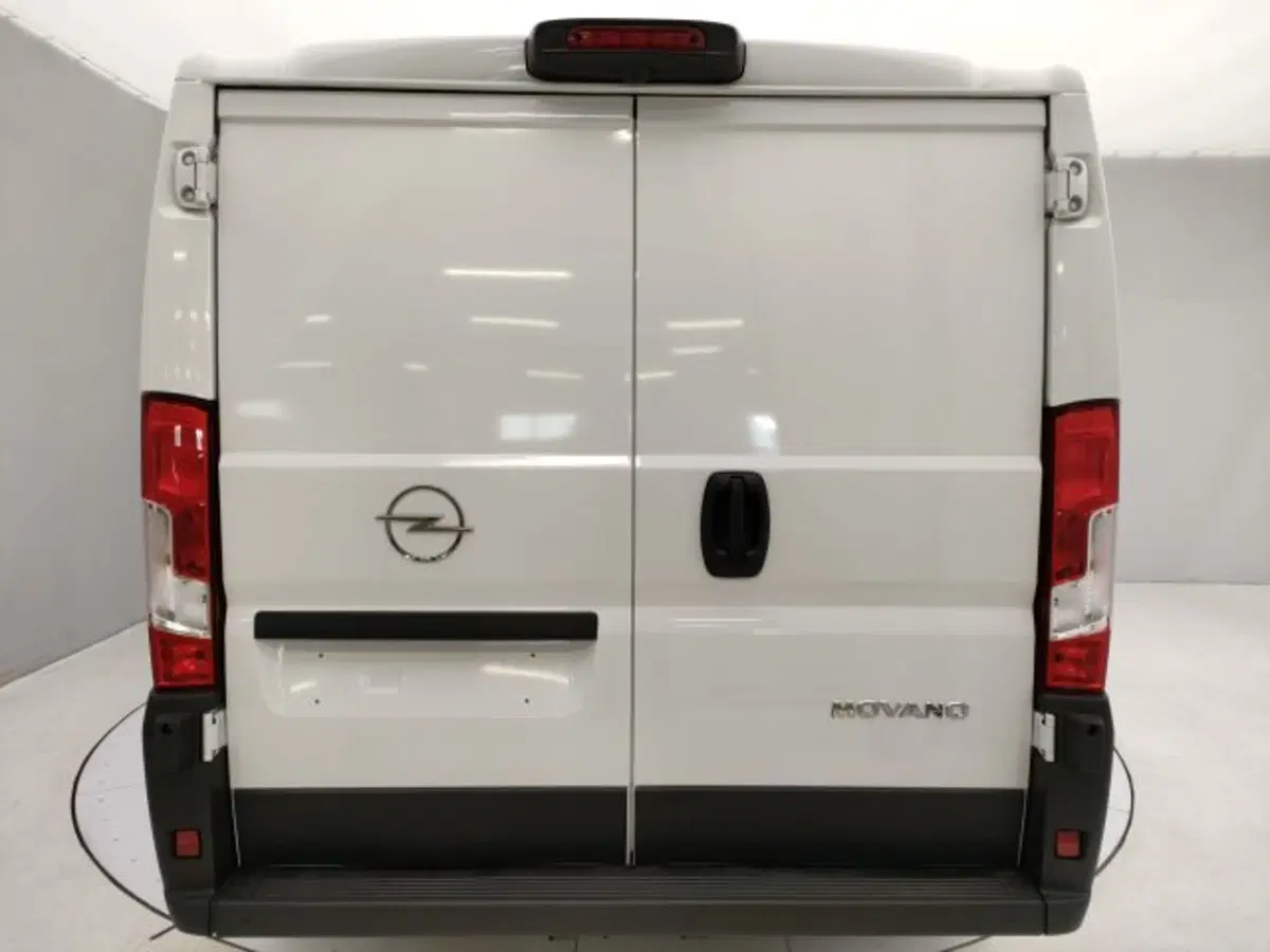 Opel Movano Furgone nuova a Torino (16)