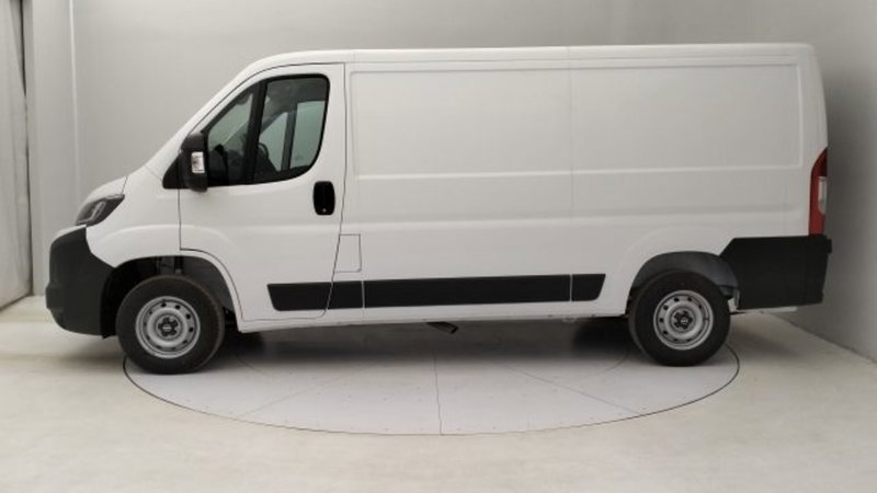 Opel Movano Furgone nuova a Torino (2)