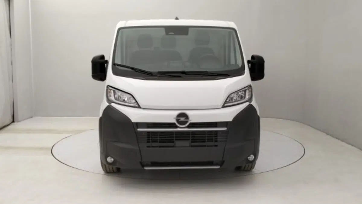 Opel Movano Furgone nuova a Torino (8)