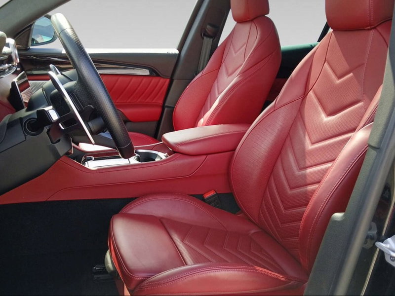 Maserati Grecale usata a Livorno (11)