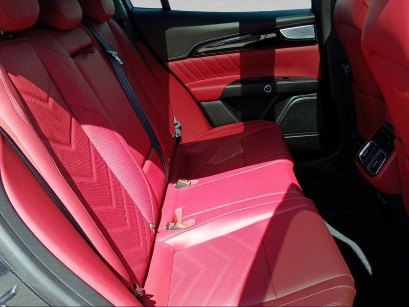 Maserati Grecale usata a Livorno (12)