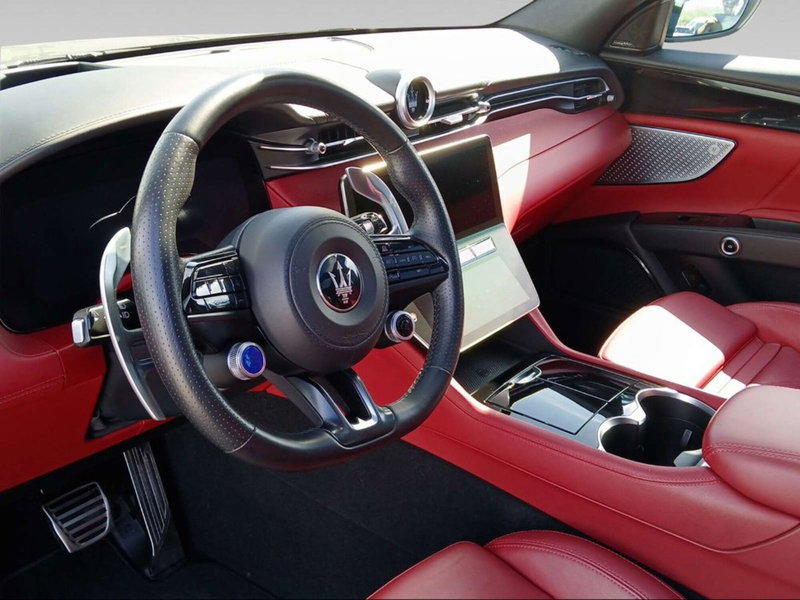 Maserati Grecale usata a Livorno (16)