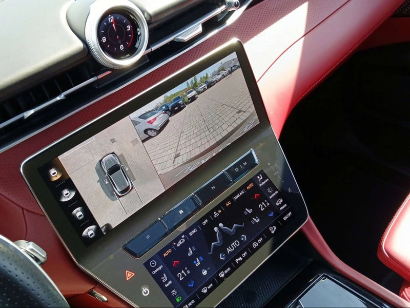 Maserati Grecale usata a Livorno (17)