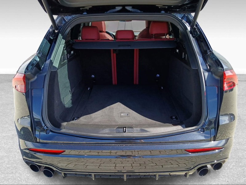 Maserati Grecale usata a Livorno (6)