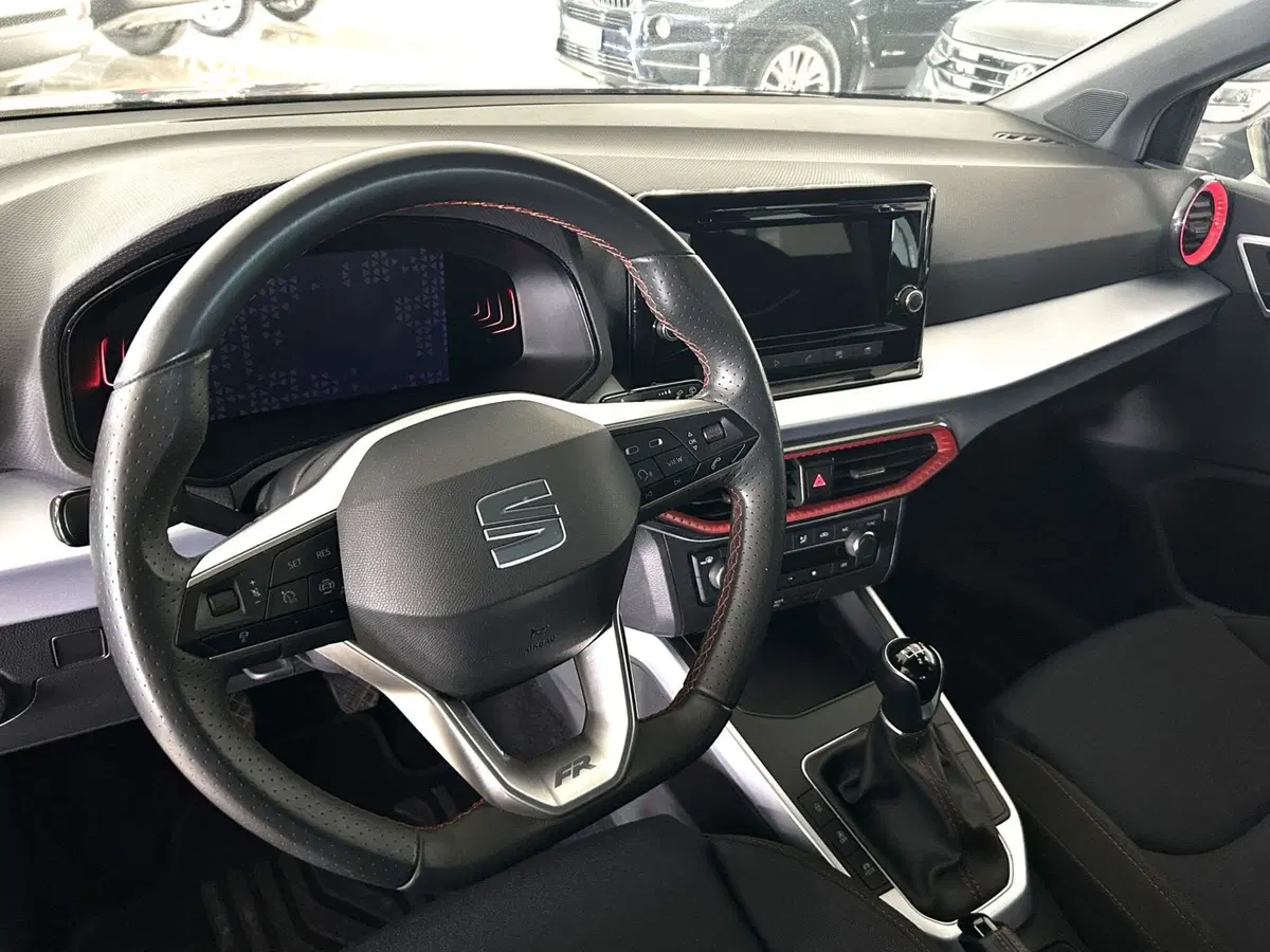 SEAT Arona usata a Ferrara (9)