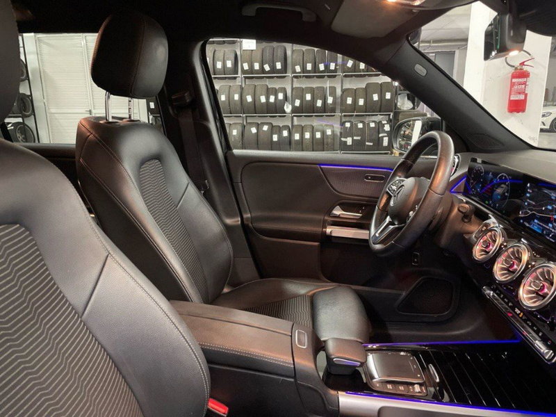 Mercedes-Benz EQB usata a Macerata (14)