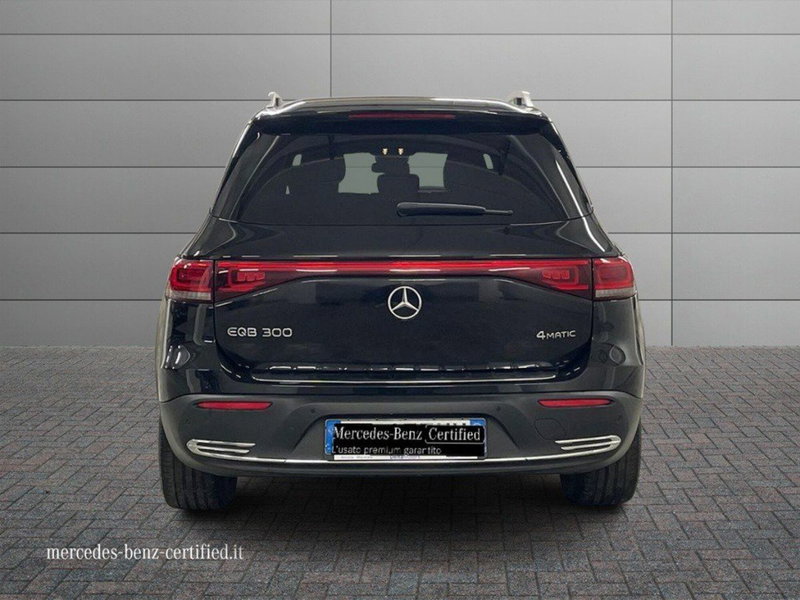 Mercedes-Benz EQB usata a Macerata (4)