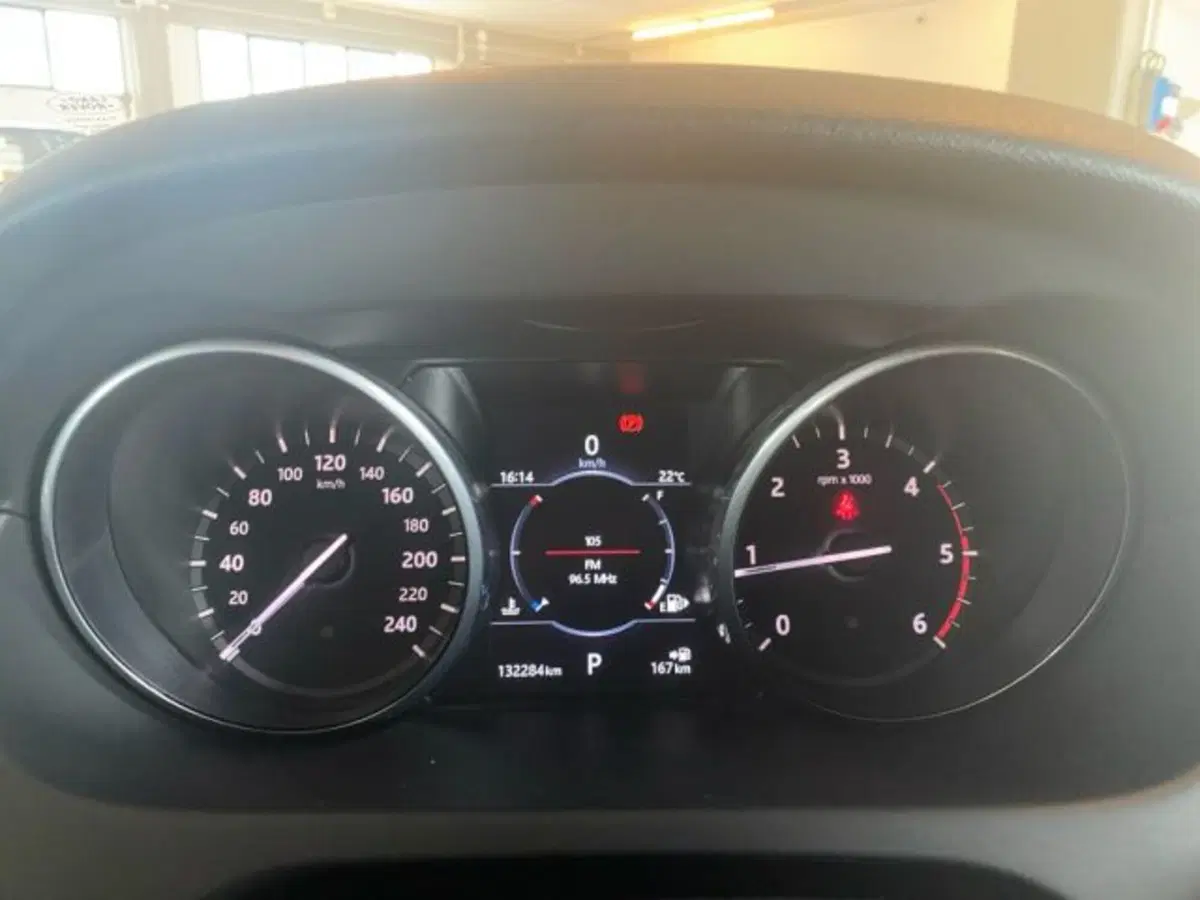 Land Rover Discovery Sport usata a Livorno (15)