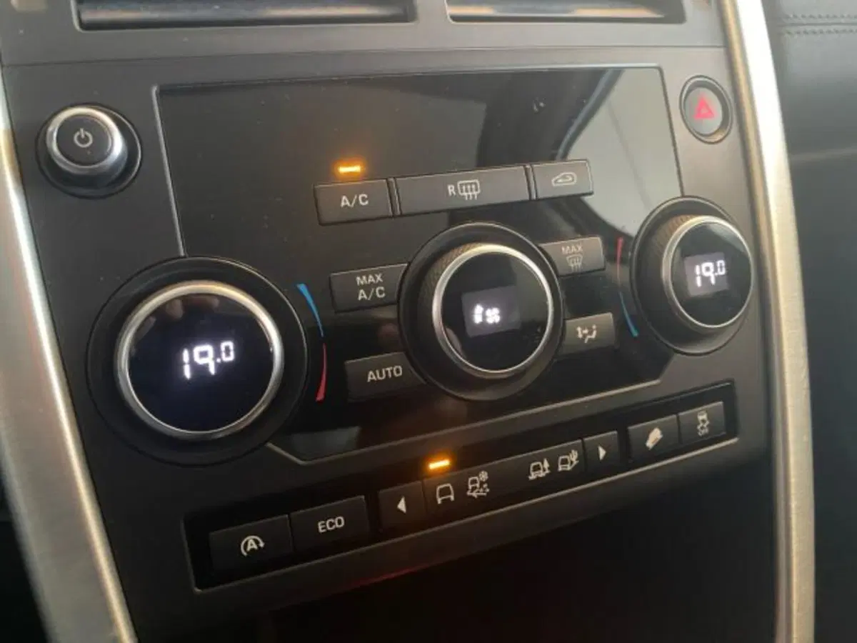 Land Rover Discovery Sport usata a Livorno (18)