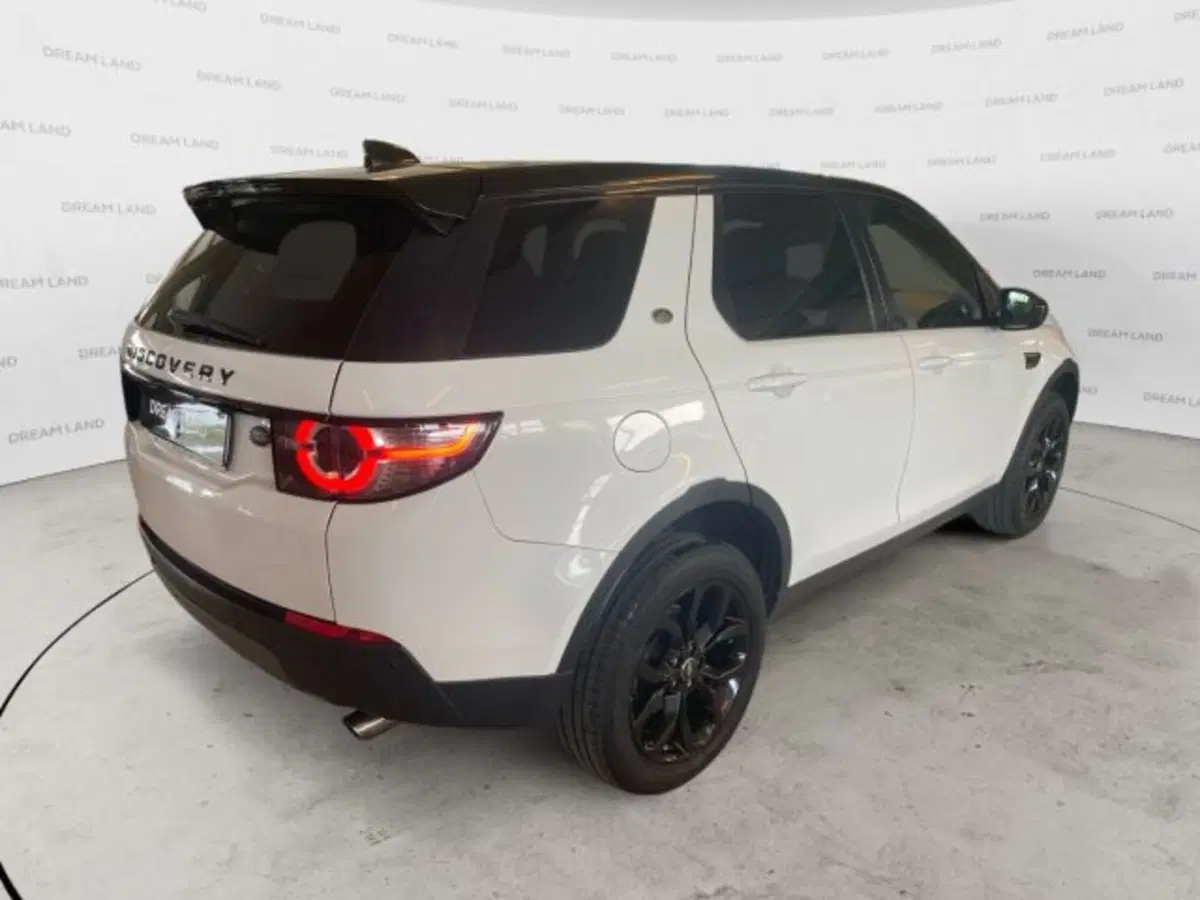 Land Rover Discovery Sport usata a Livorno (7)