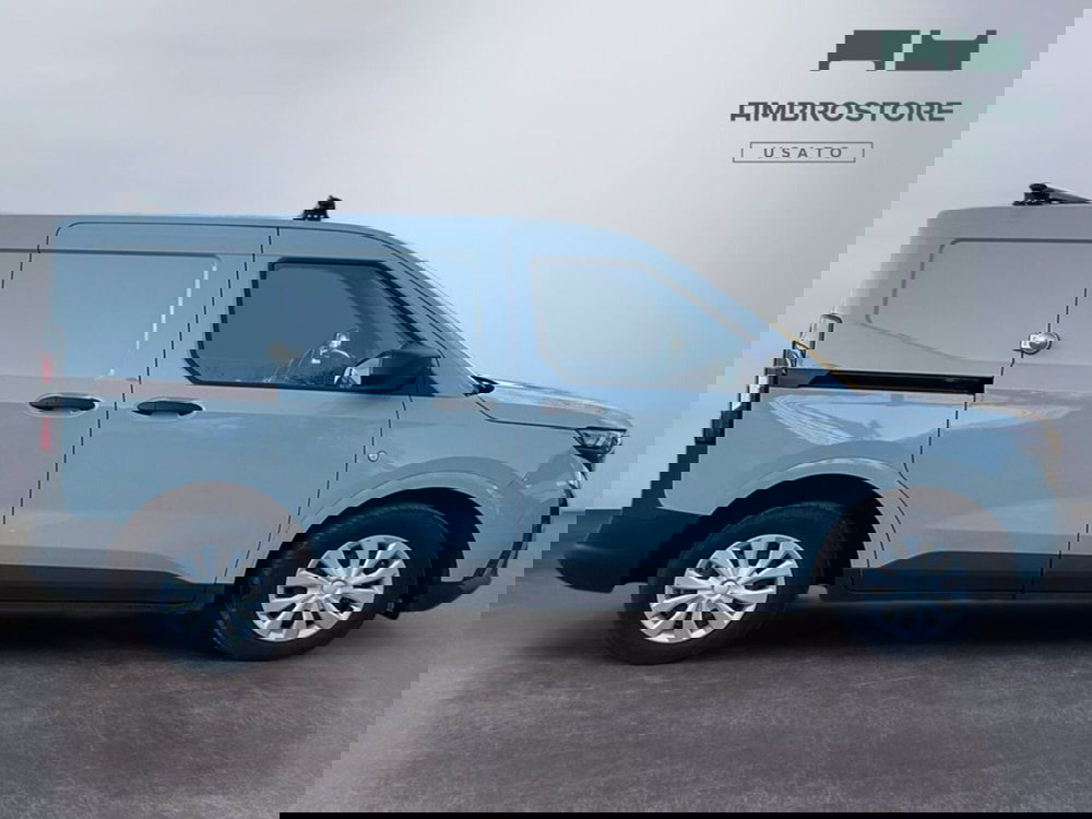 Ford Transit Courier Furgone usata a Milano (4)