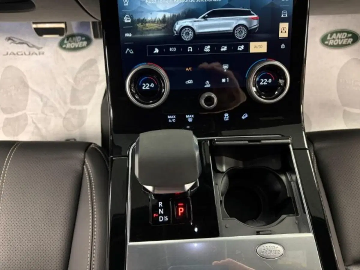 Land Rover Range Rover Velar usata a Cuneo (12)
