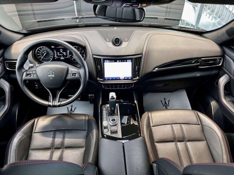 Maserati Levante usata a Torino (15)