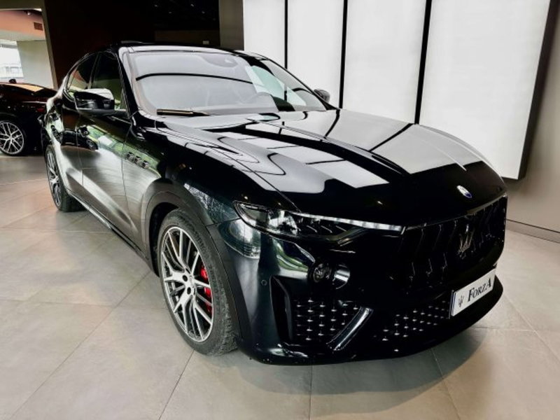 Maserati Levante usata a Torino (3)