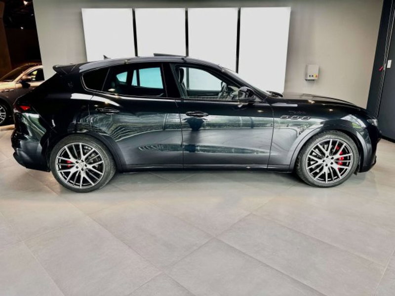 Maserati Levante usata a Torino (4)