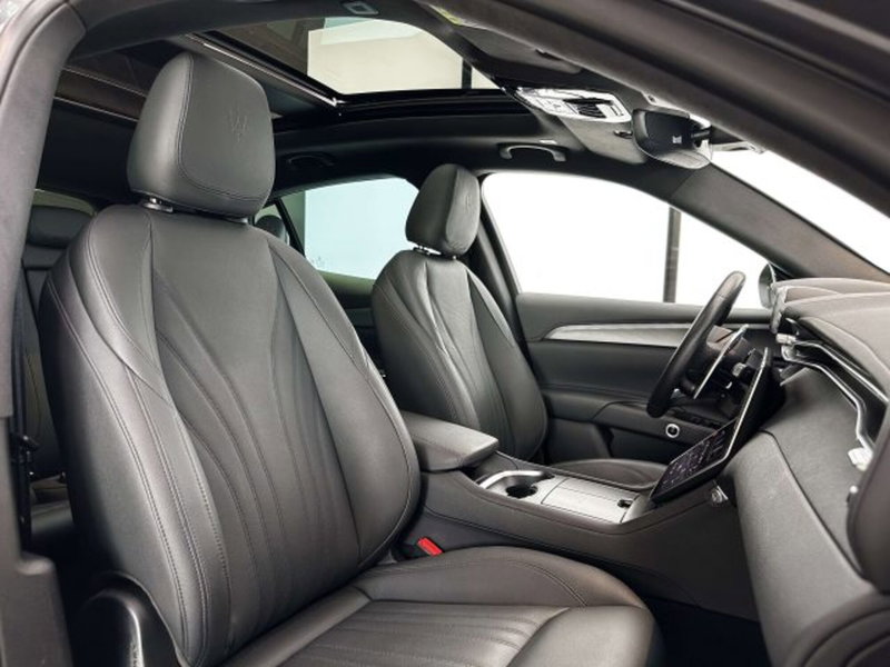 Maserati Grecale usata a Torino (13)