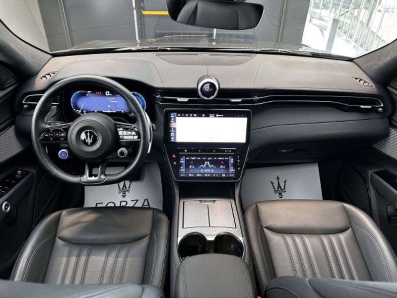 Maserati Grecale usata a Torino (14)