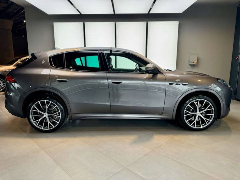 Maserati Grecale usata a Torino (5)