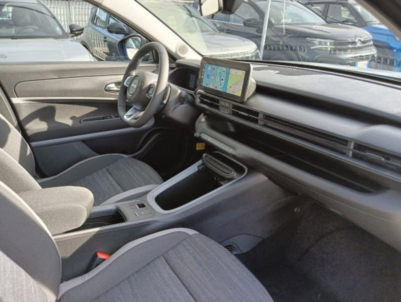 Jeep Avenger nuova a Brescia (17)