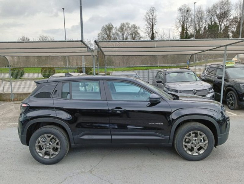 Jeep Avenger nuova a Brescia (4)