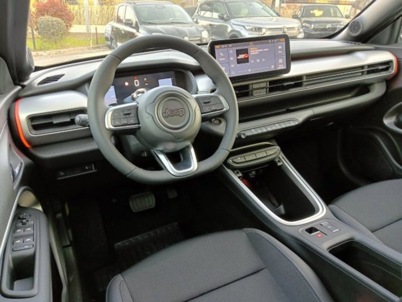 Jeep Avenger nuova a Brescia (6)