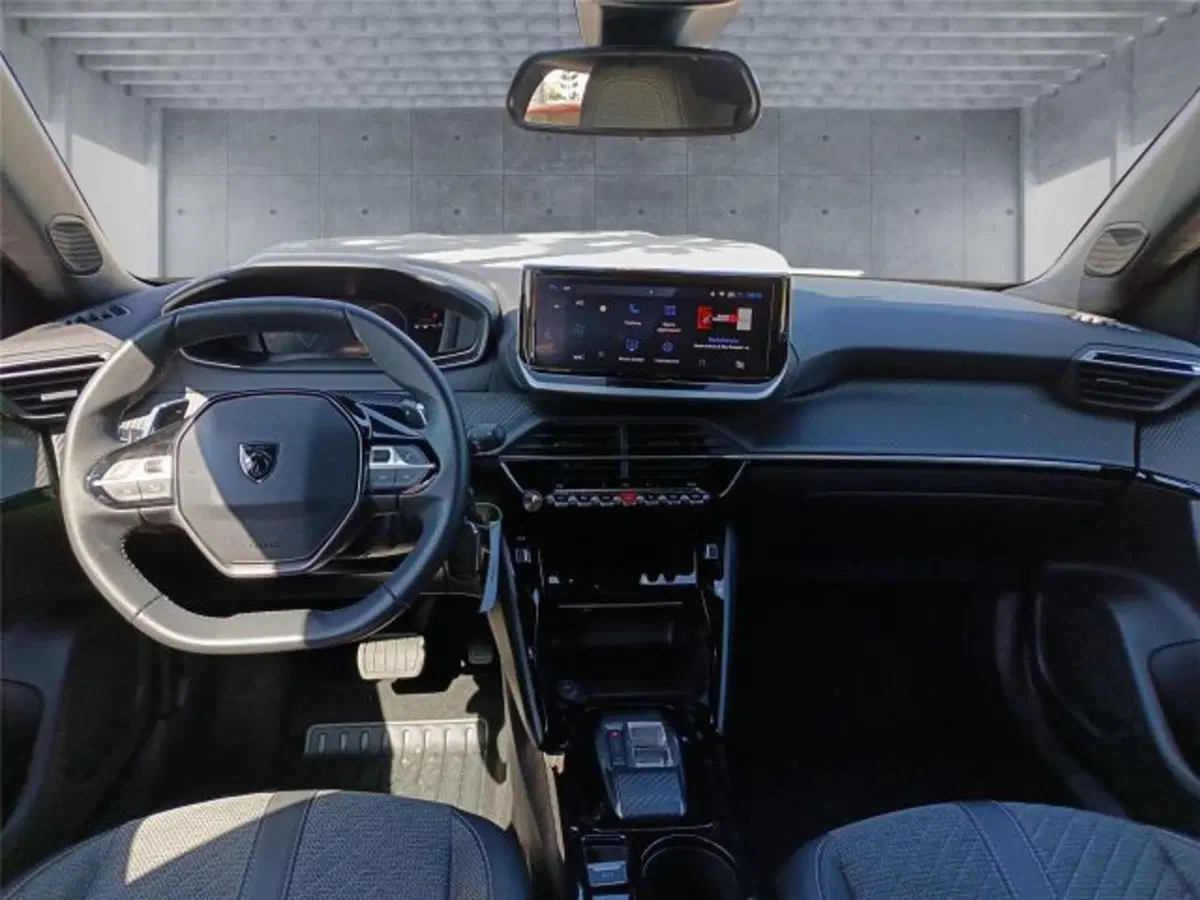 Peugeot 2008 usata a Bari (13)