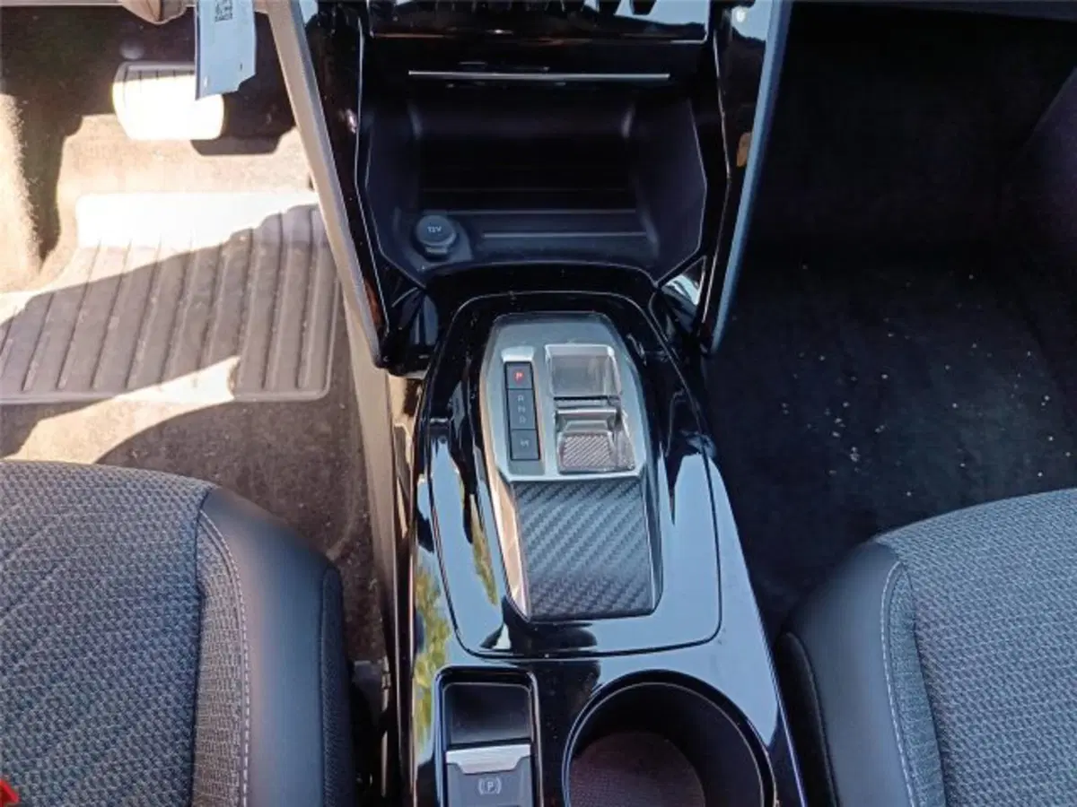 Peugeot 2008 usata a Bari (18)