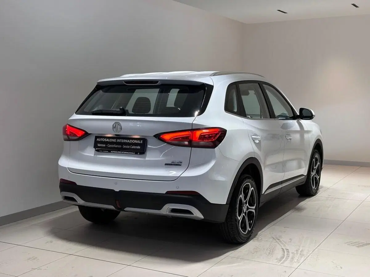 Mg ZS usata a Varese (2)