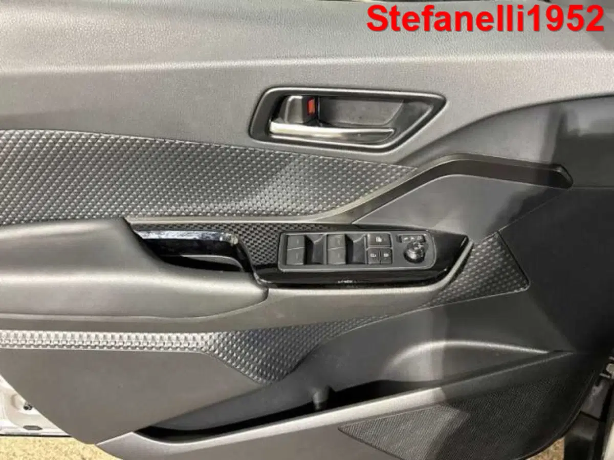 Toyota Toyota C-HR usata a Bologna (10)