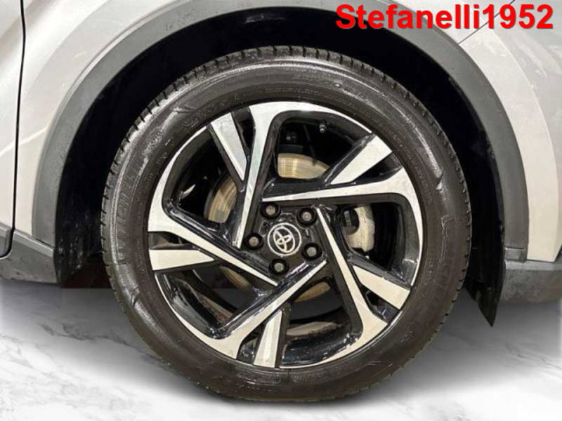 Toyota Toyota C-HR usata a Bologna (8)