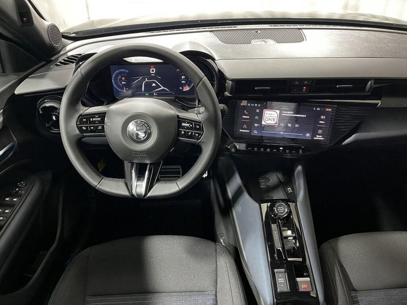 Alfa Romeo Junior nuova a Sondrio (13)