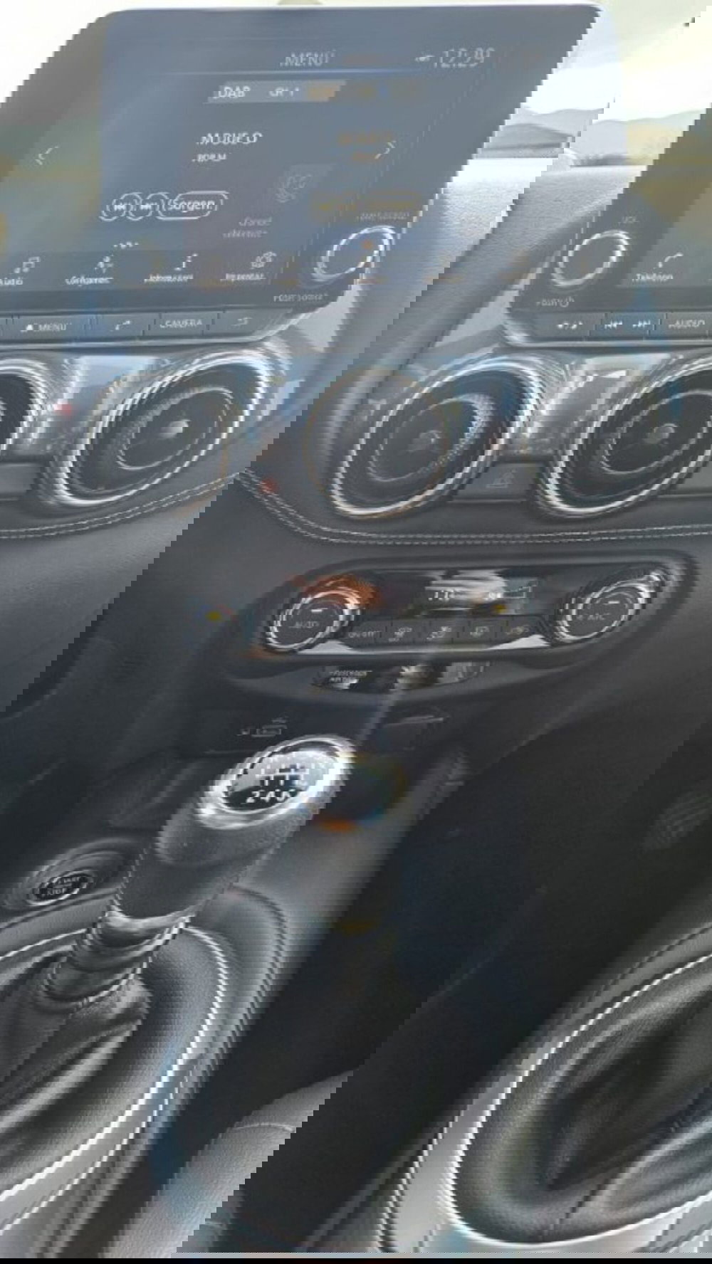 Nissan Juke usata a Lucca (9)