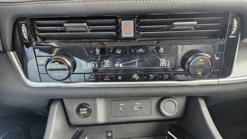 Nissan X-Trail usata a Lucca (12)