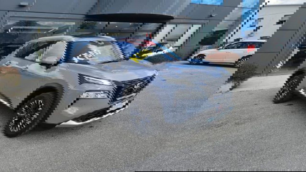 Nissan X-Trail nuova a Lucca (2)