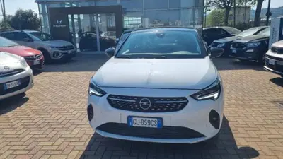 Opel Corsa 1.2 Design &amp; Tech del 2023 usata a Savona