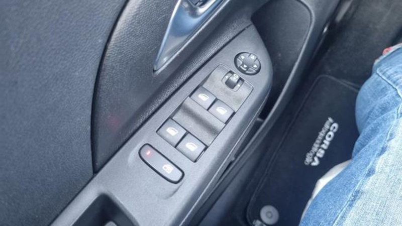 Opel Corsa usata a Savona (11)