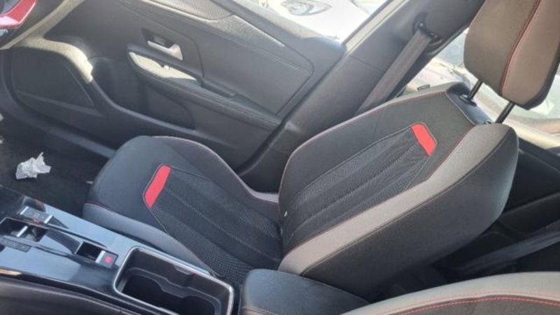 Opel Mokka usata a Savona (12)