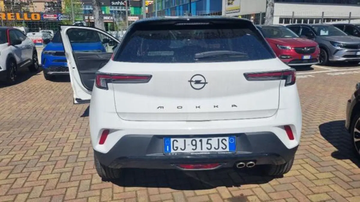 Opel Mokka usata a Savona (15)