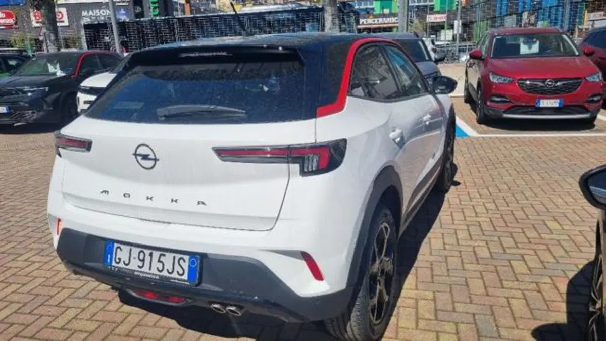 Opel Mokka usata a Savona (16)
