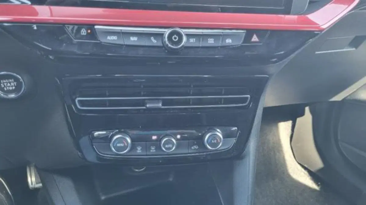 Opel Mokka usata a Savona (6)