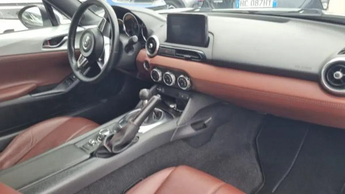 Mazda MX-5 usata a Savona (14)