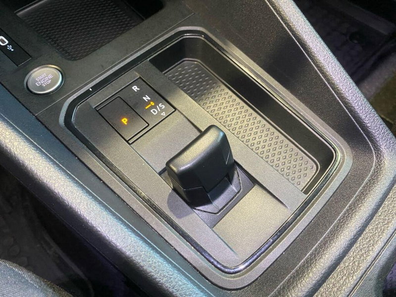 Volkswagen Caddy usata a Torino (11)