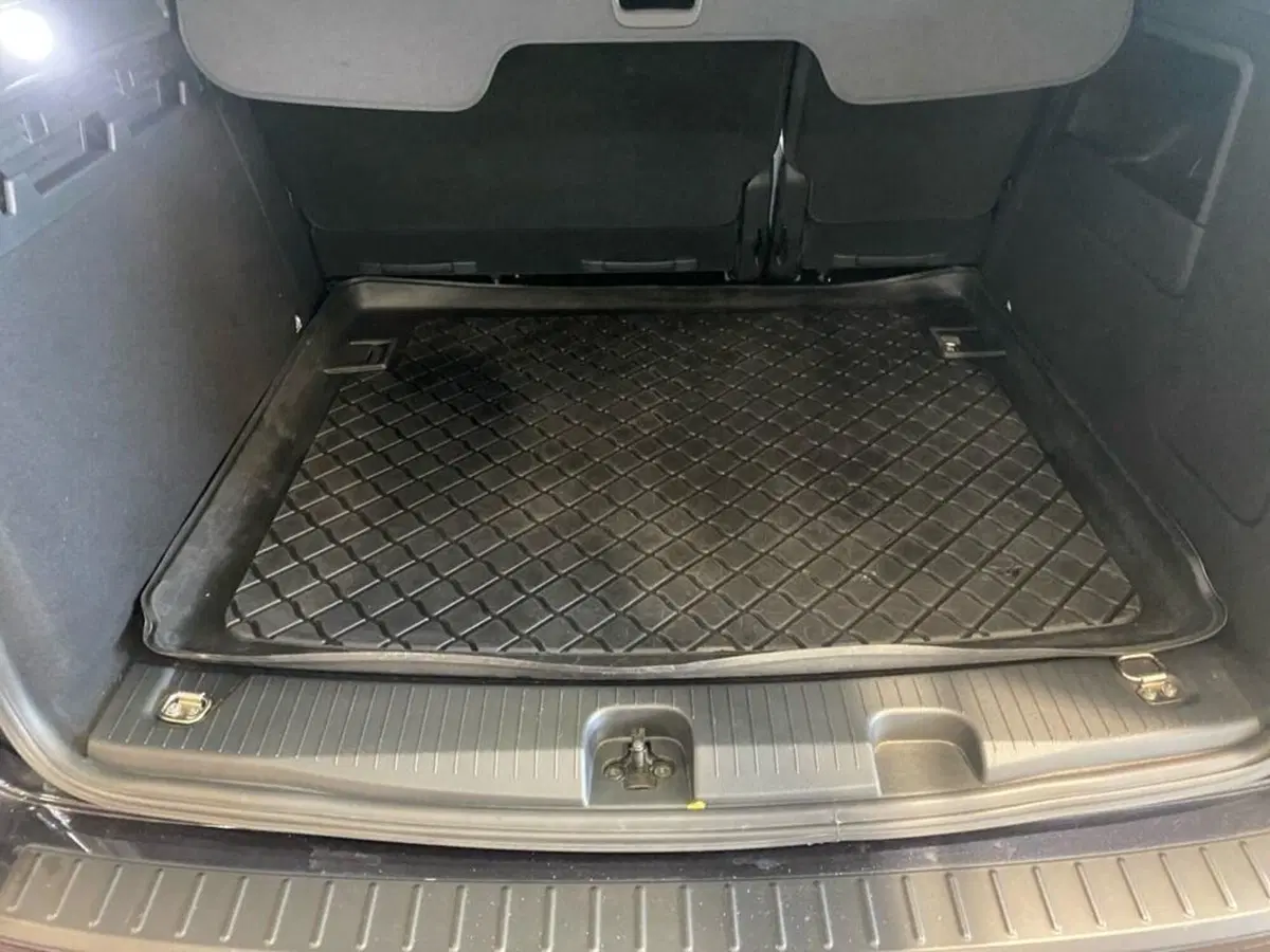Volkswagen Caddy usata a Torino (9)