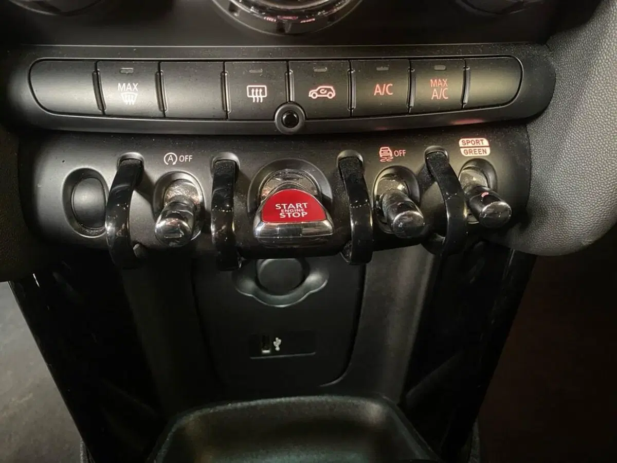 MINI Mini Countryman usata a Torino (12)