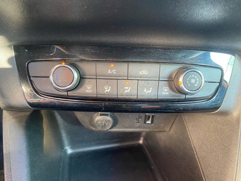 Opel Corsa usata a Torino (11)