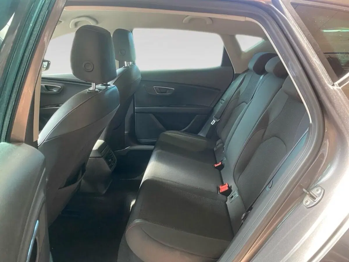 SEAT Leon usata a Torino (7)