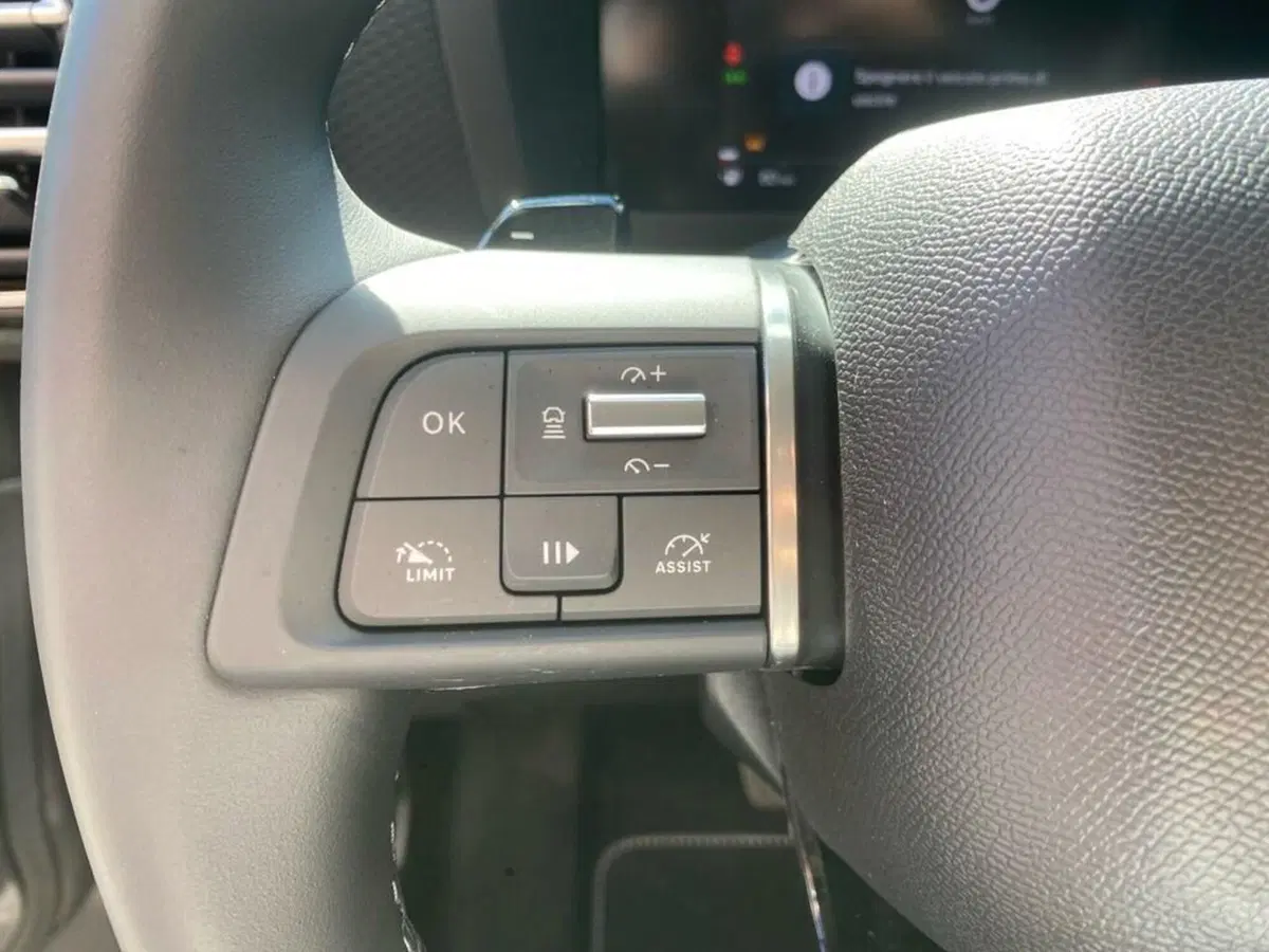 Citroen C4 X nuova a Torino (13)