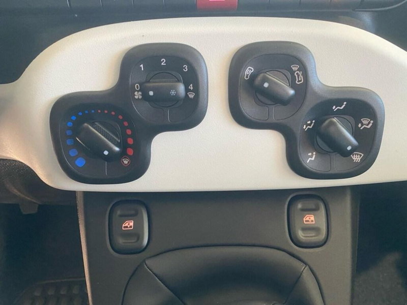 Fiat Panda Cross nuova a Torino (11)