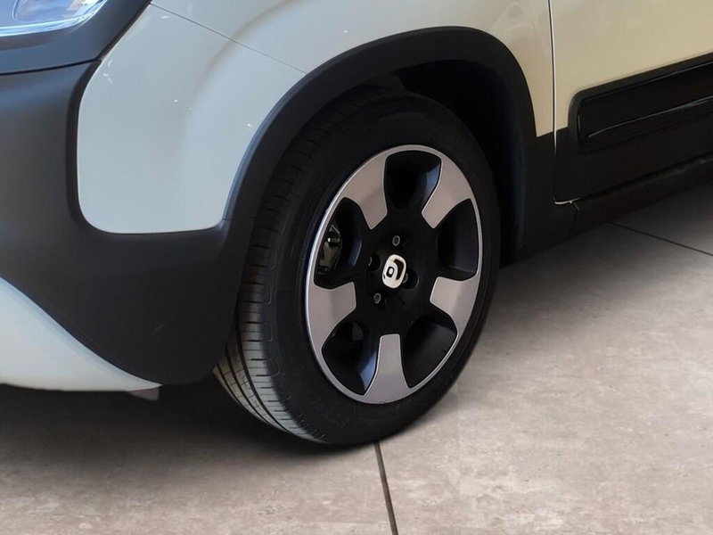 Fiat Panda Cross nuova a Torino (15)