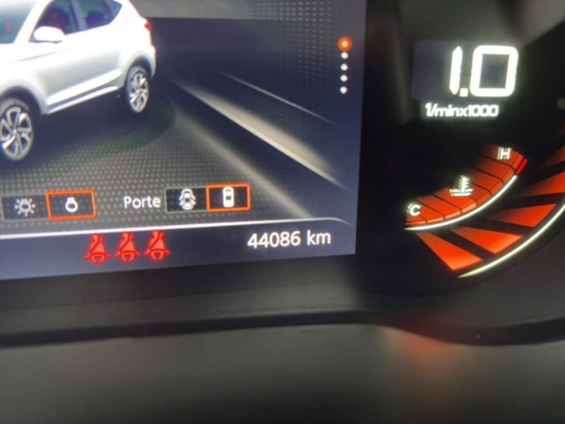 Mg ZS (2021-->) usata a Perugia (14)